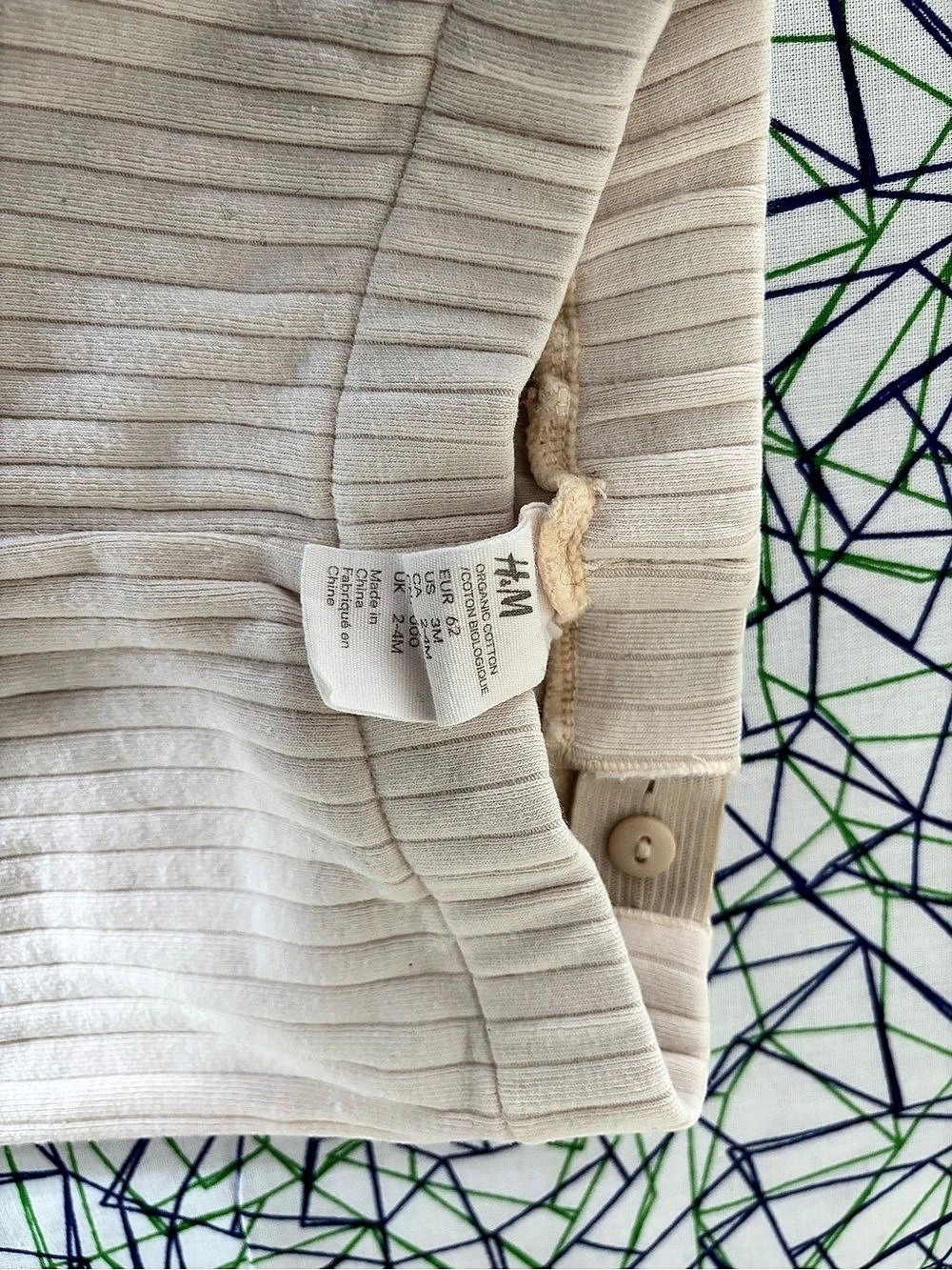 H&M Ribbed Pants in Cream - Picture 2 of 2